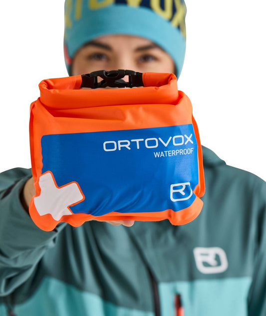 FIRST AID WATERPROOF - Groupe Montagne Explore