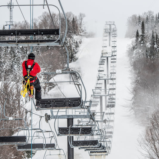 Fixed or Detachable Mechanical Lift Evacuation Certification - Class B - Groupe Montagne Explore