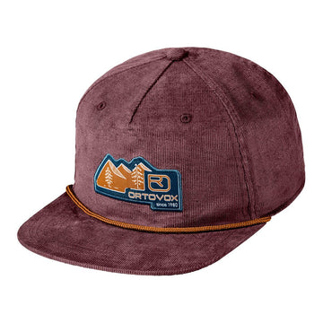 VINTAGE BADGE CAP - Groupe Montagne Explore