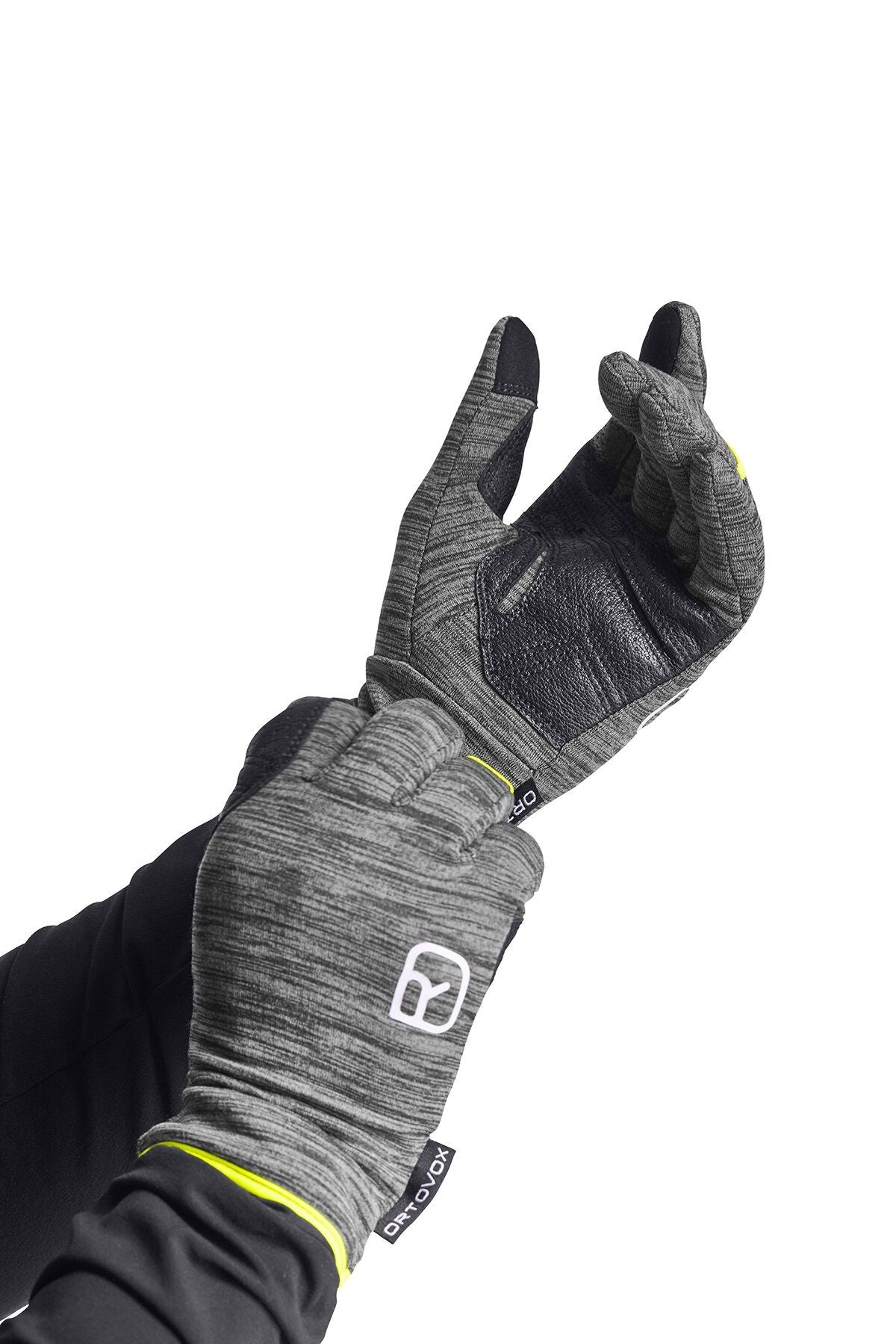 FLEECE LIGHT GLOVE M - Groupe Montagne Explore