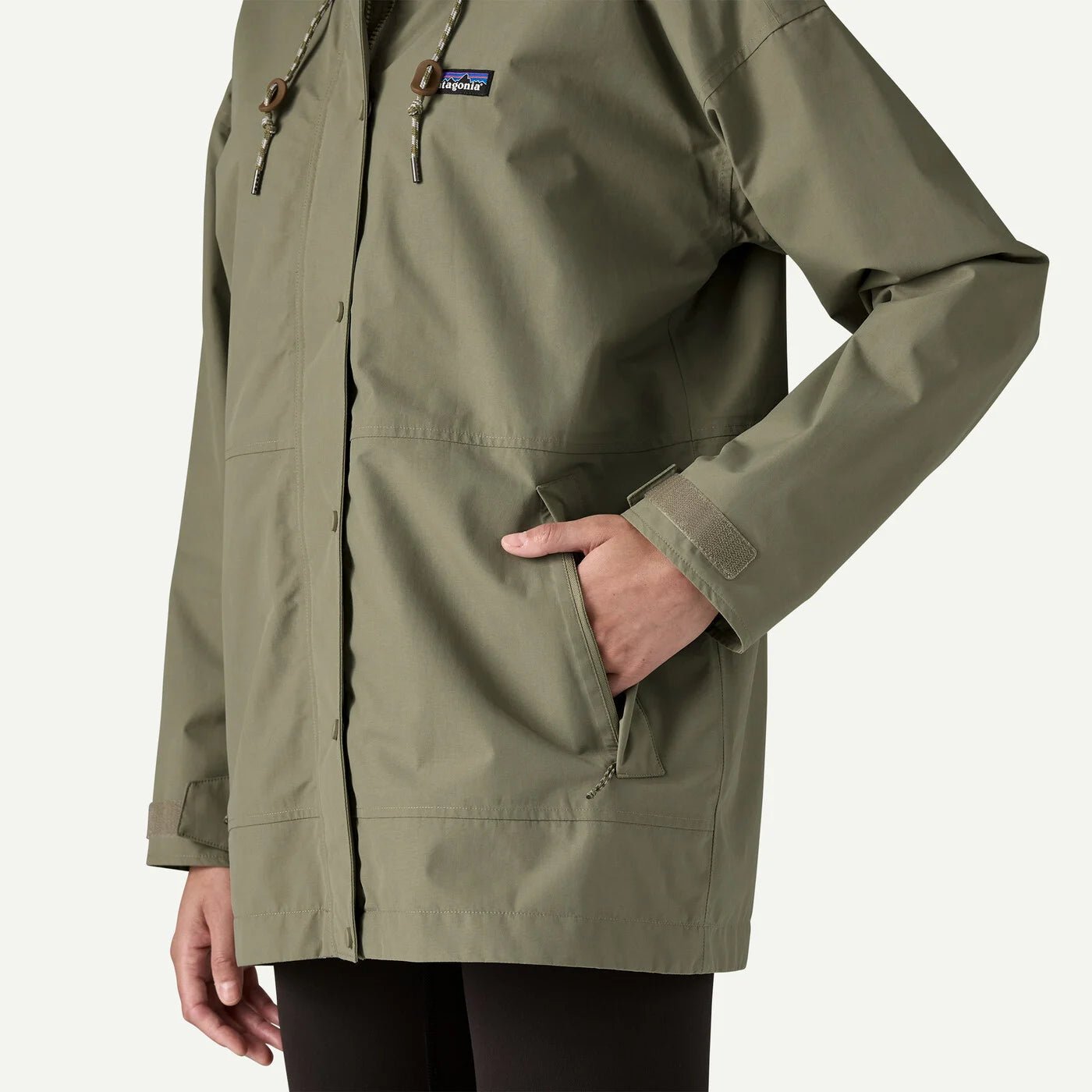 W's Outdoor Everyday Rain Jacket - Groupe Montagne Explore
