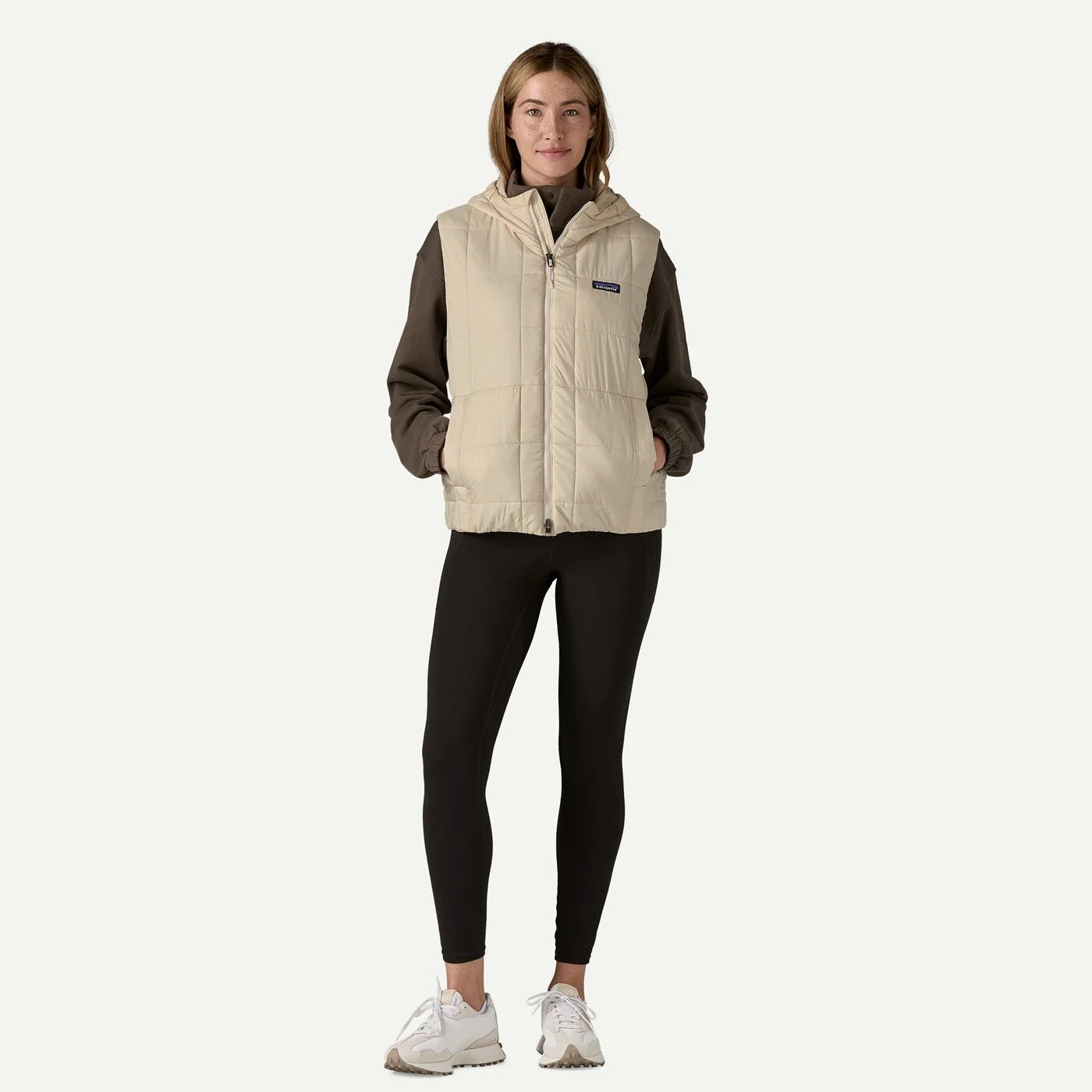 W's Light Gust Hooded Vest - Groupe Montagne Explore