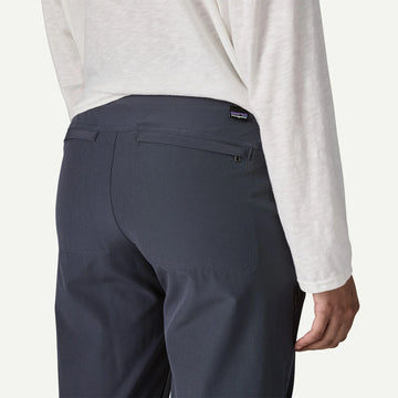 W's Happy Hike Studio Pants - Groupe Montagne Explore