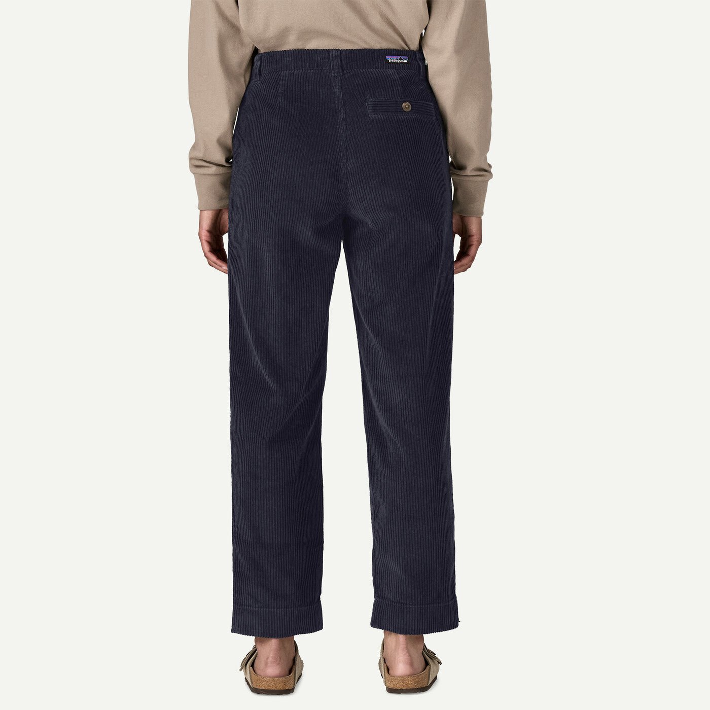 W's Wide - Wale Corduroy Pants - Groupe Montagne Explore