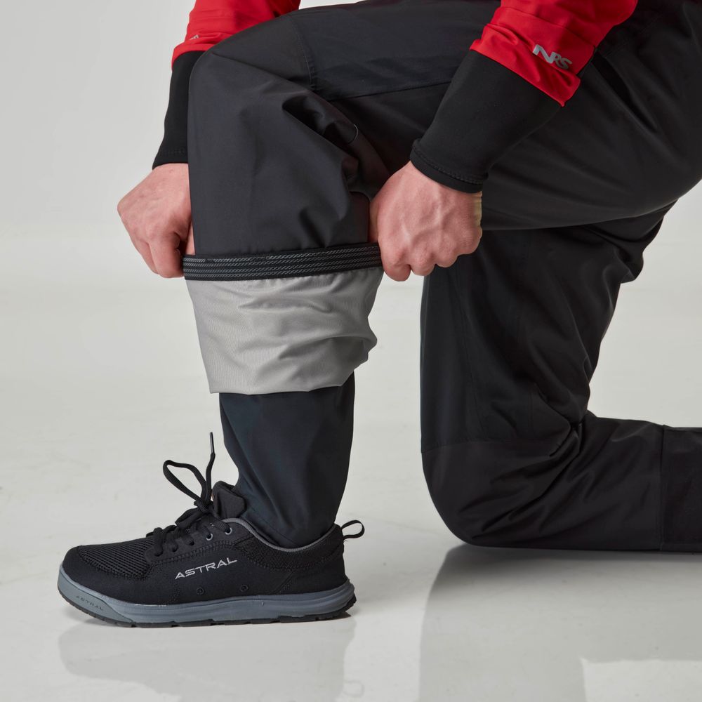 NRS Men's Foray Dry Suit - Groupe Montagne Explore