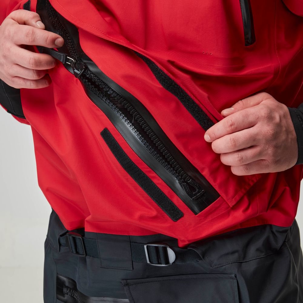NRS Men's Foray Dry Suit - Groupe Montagne Explore