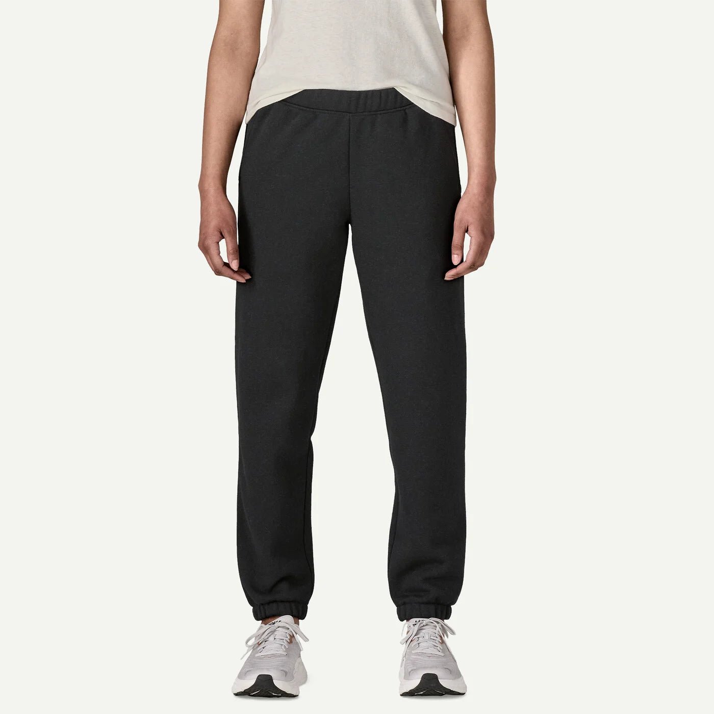 W's Shop Sticker Uprisal Sweatpants - Groupe Montagne Explore
