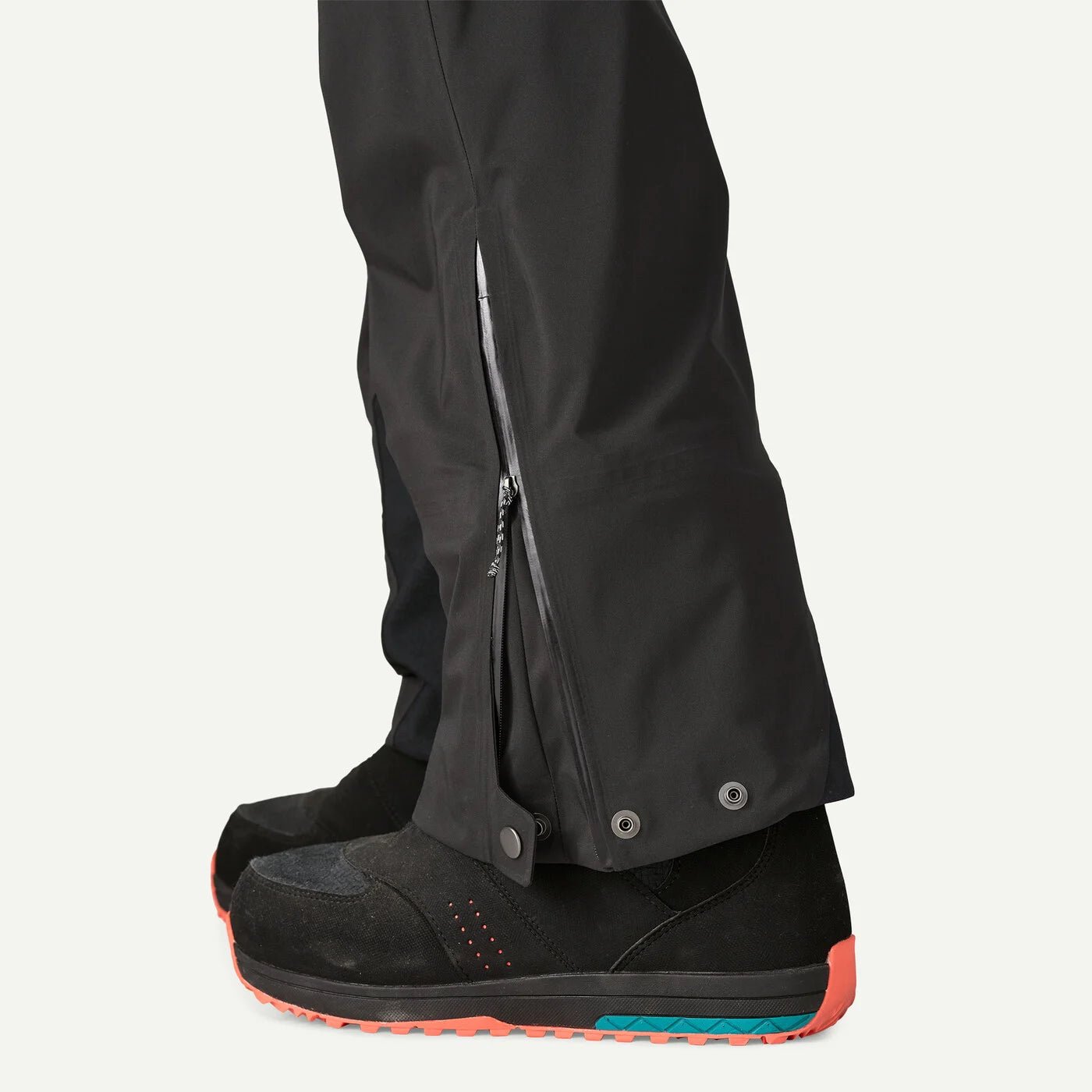 W's Stormstride Pants - Groupe Montagne Explore
