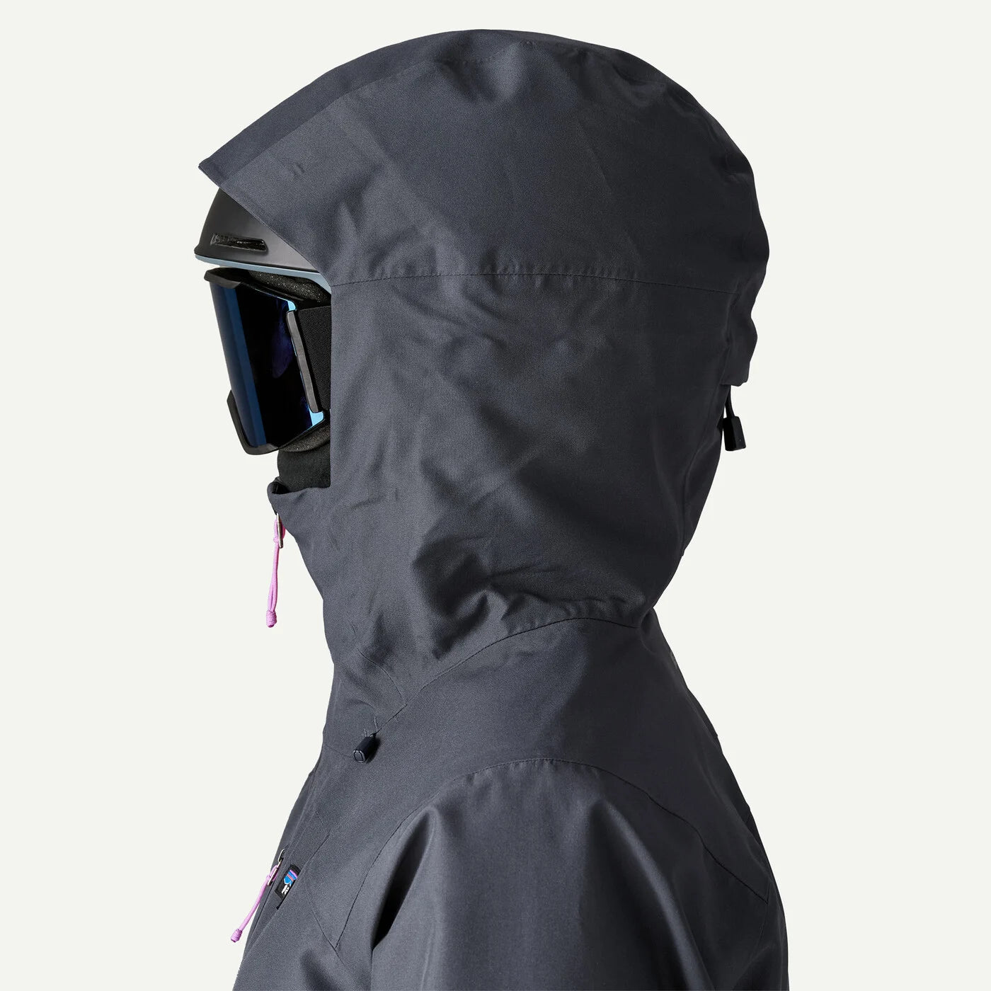W's Insulated Powder Town Jacket - Groupe Montagne Explore