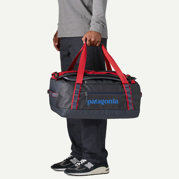 Black Hole Duffel 40L - Groupe Montagne Explore