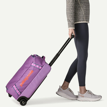 Black Hole Wheeled Duffel 40L - Groupe Montagne Explore