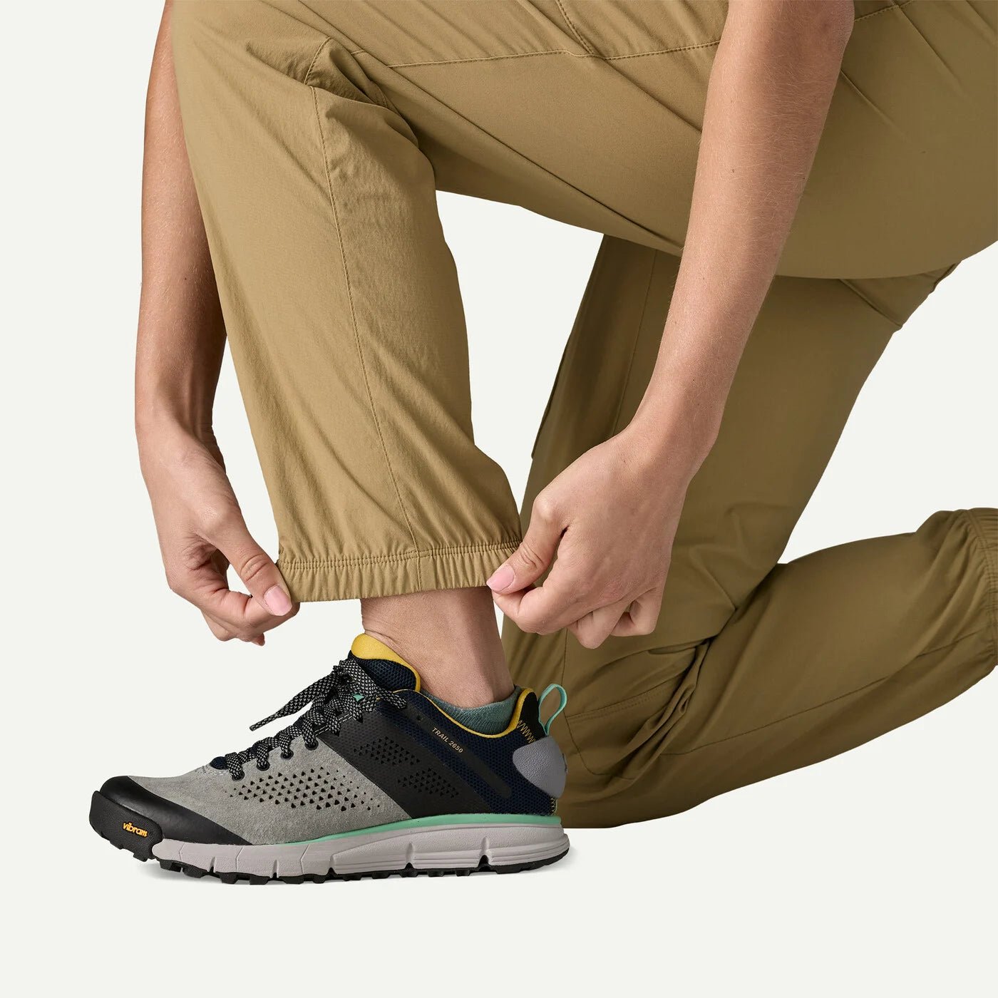 W's Quandary Joggers - Groupe Montagne Explore