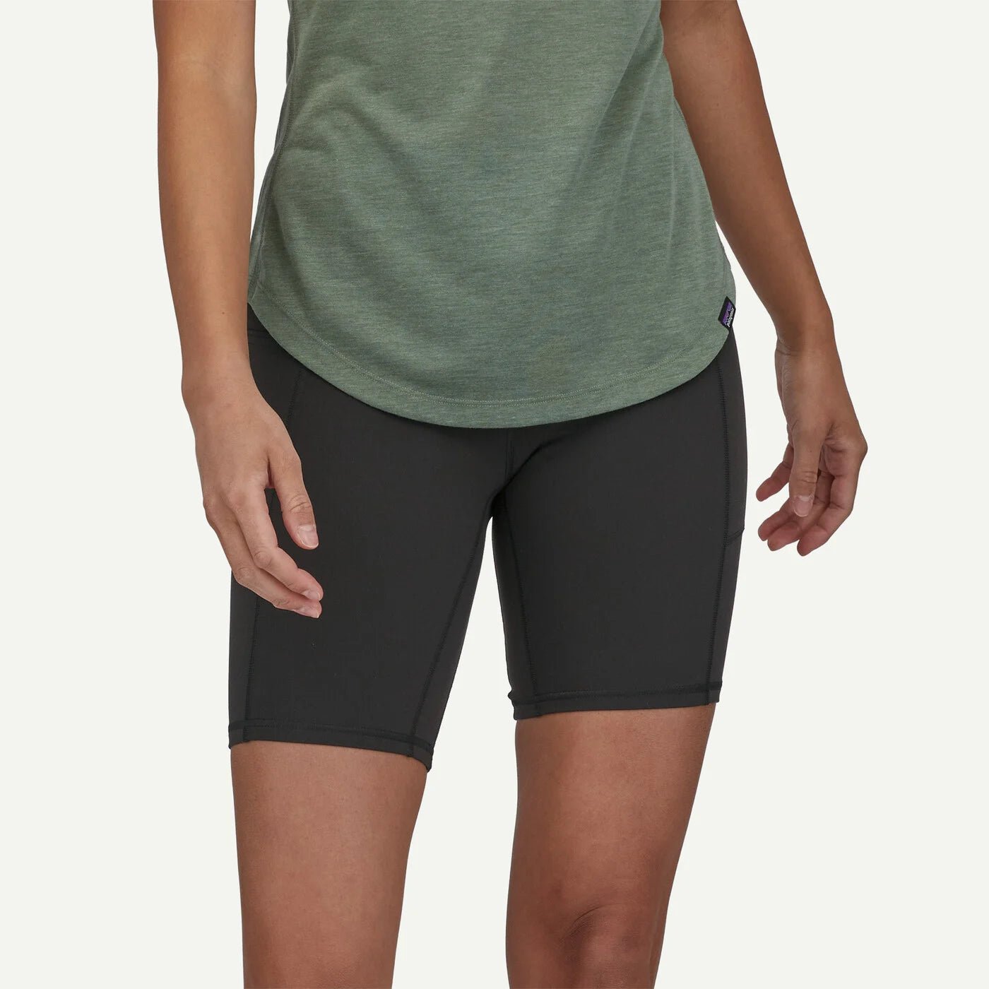 W's Maipo Shorts - 8" - Groupe Montagne Explore