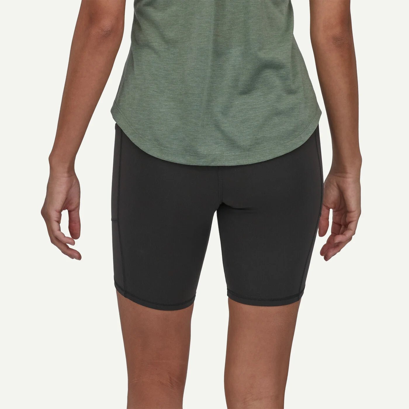 W's Maipo Shorts - 8" - Groupe Montagne Explore