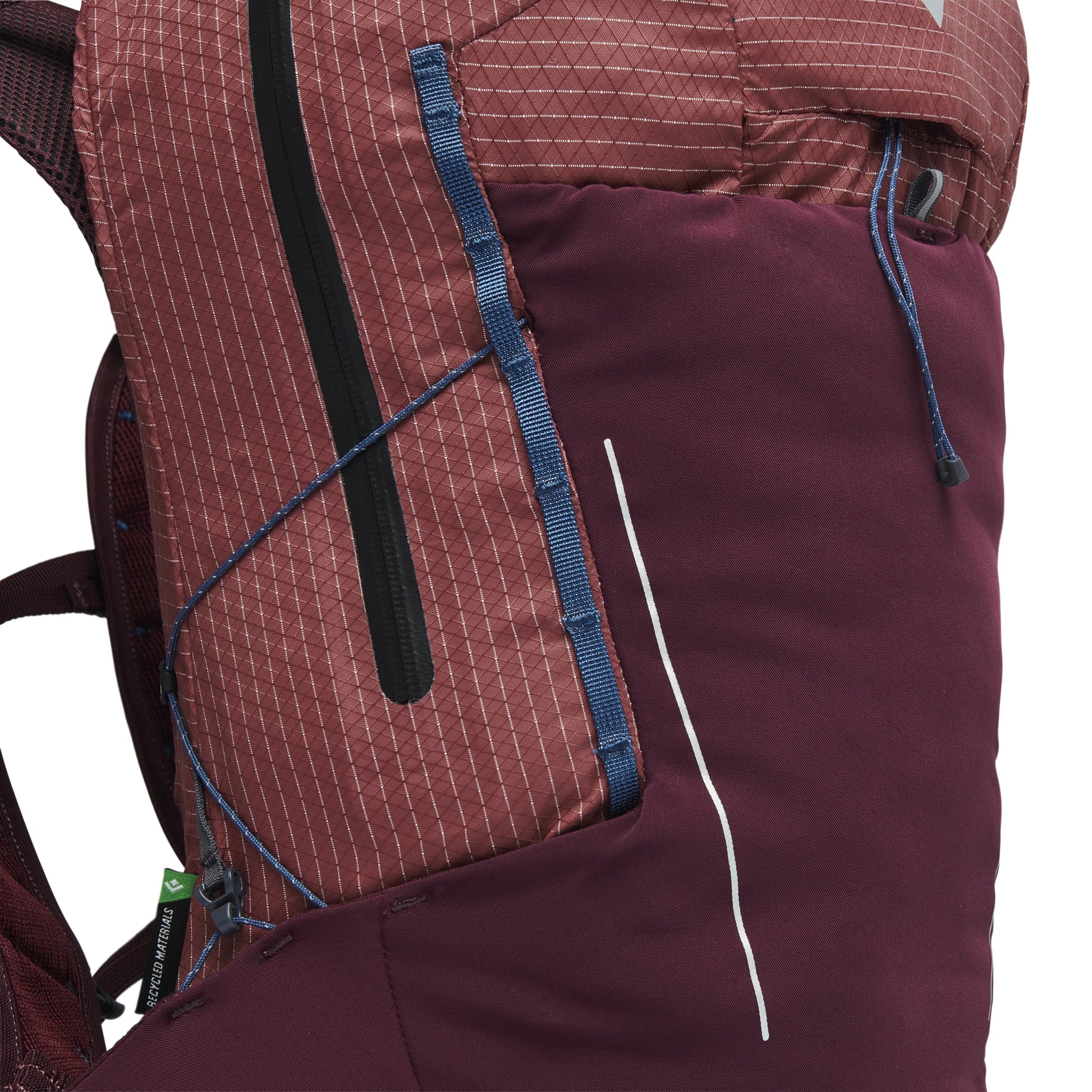 Women's Pursuit 30 Backpack - Groupe Montagne Explore