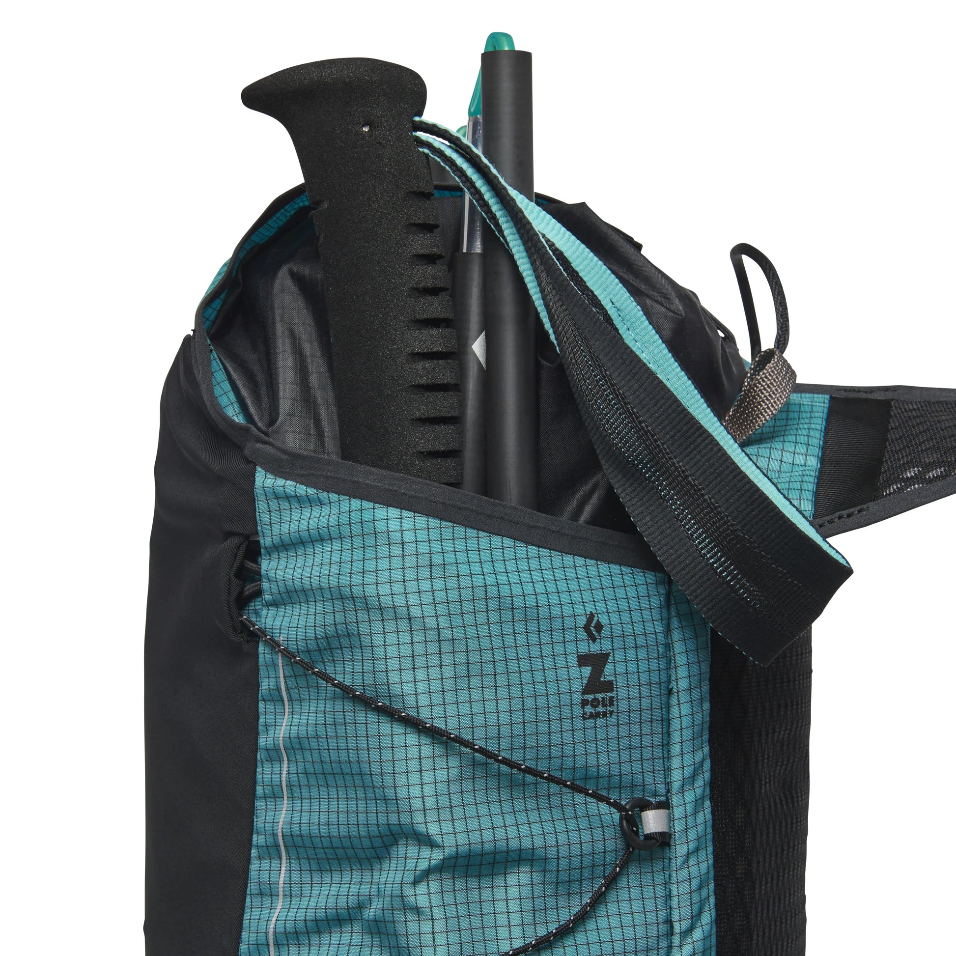 Women's Distance 22 Backpack - Groupe Montagne Explore