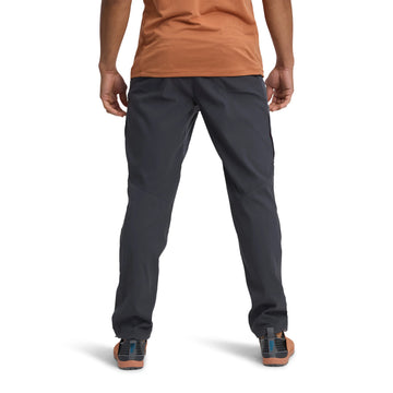 Men's Pursuit Hybrid Pants - Groupe Montagne Explore