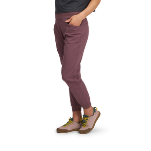 Women's Technician Jogger Pants