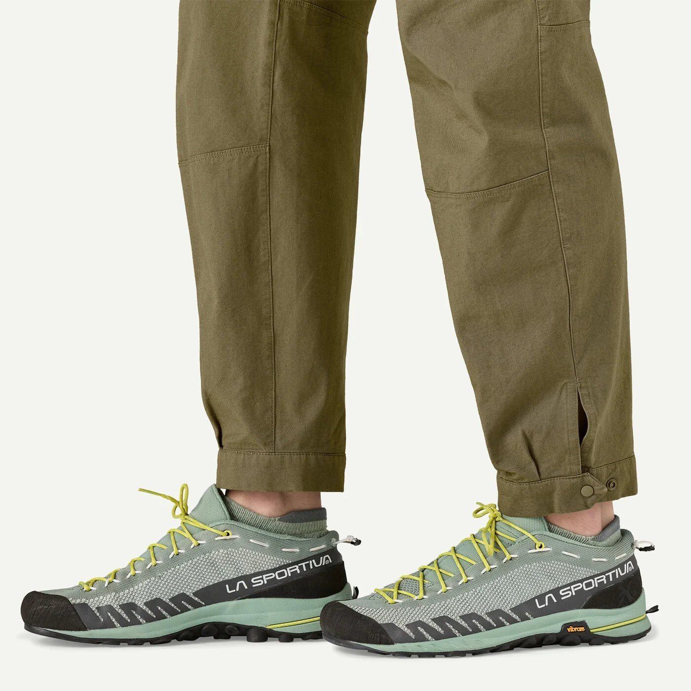 W's Caliza Rock Pants - Short - Groupe Montagne Explore