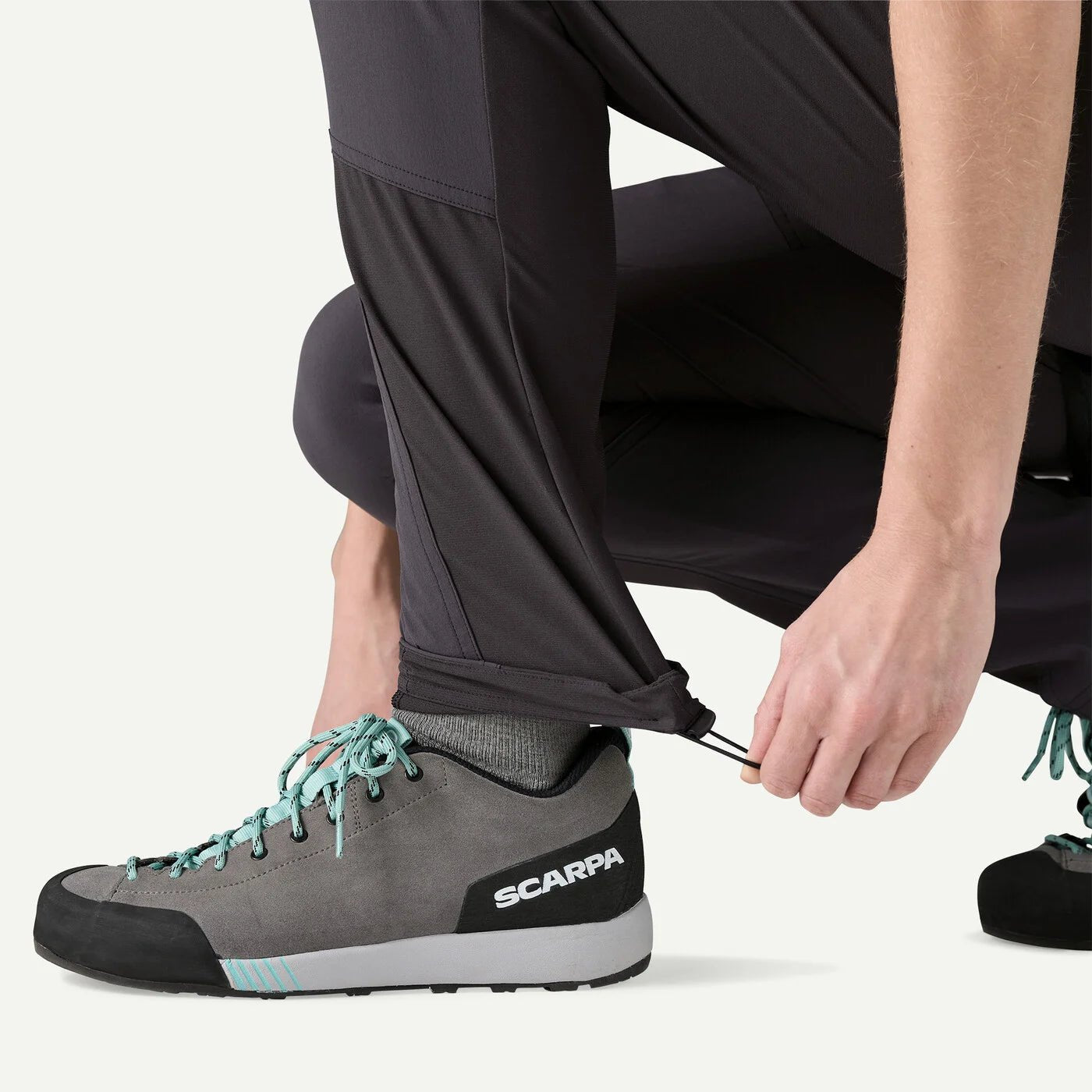 W's Terravia Alpine Pants - Regular - Groupe Montagne Explore