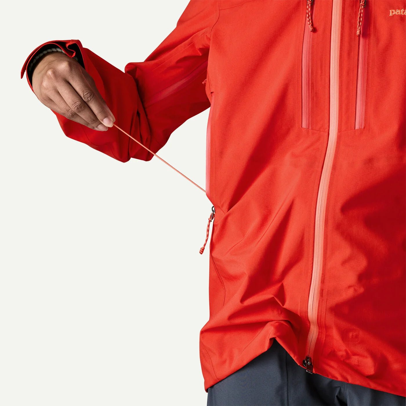 W's Pluma PRO Jacket - Groupe Montagne Explore
