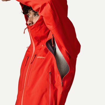 W's Pluma PRO Jacket - Groupe Montagne Explore