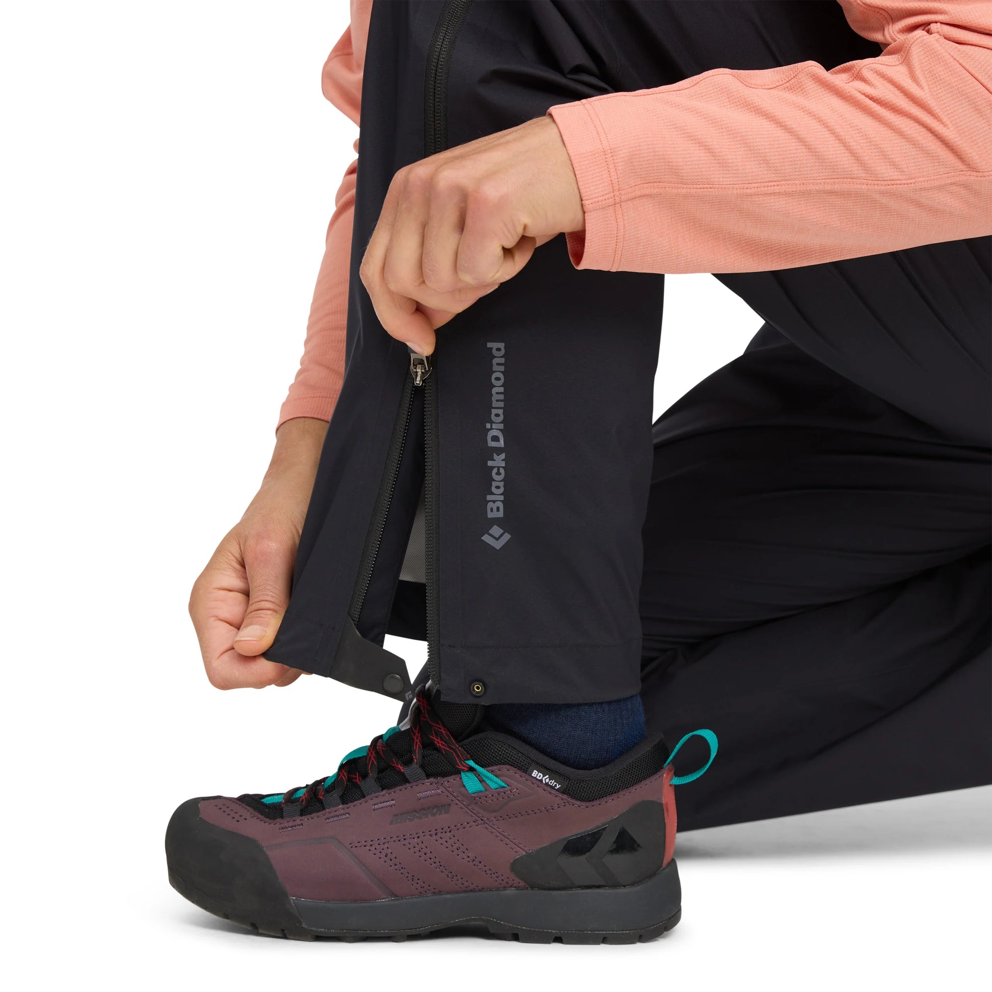 Women's Fineline Stretch Full Zip Pants - Groupe Montagne Explore