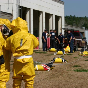 COMPLETE SKEDCO/SKYHOOK WMD/Haz - Mat patient evacuation system - Groupe Montagne Explore