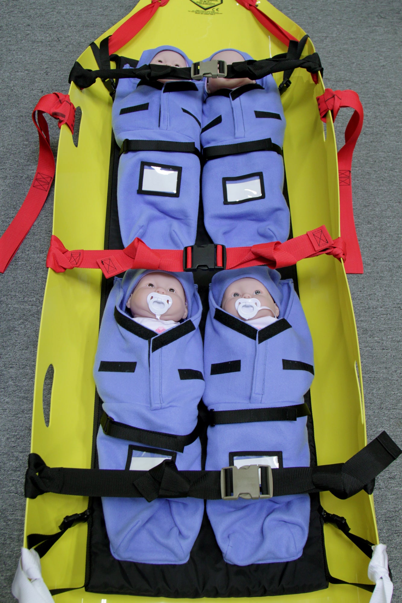 Kiddie Litter Insert with HMH Sked - Groupe Montagne Explore