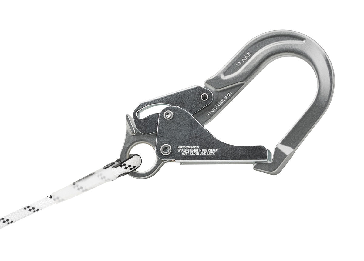 R GRILLON HOOK international version - Groupe Montagne Explore