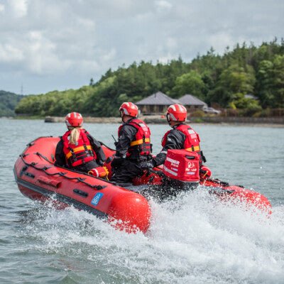 Intervention en embarcation - Groupe Montagne Explore