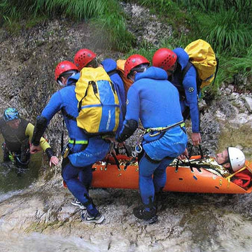 SKED BASIC RESCUE SYSTEM - Groupe Montagne Explore